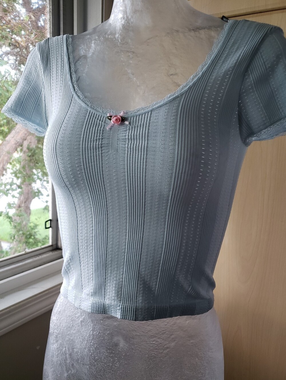 Women’s Light Blue Short Sleeve Scoop Neck Ribbed Top - Picture 1 of 2